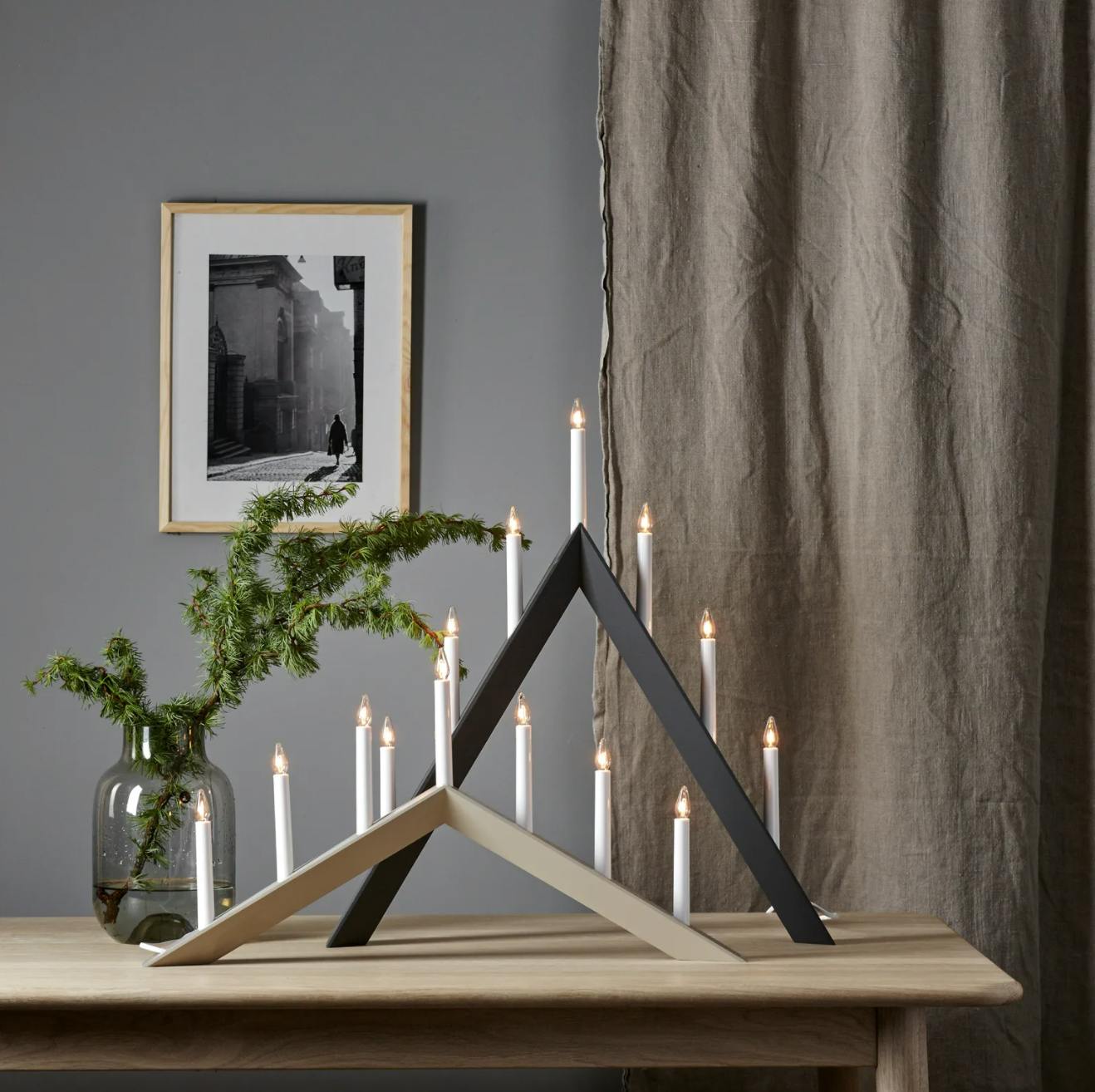 Moderne og elektrisk Adventsstake elektrisk i tre